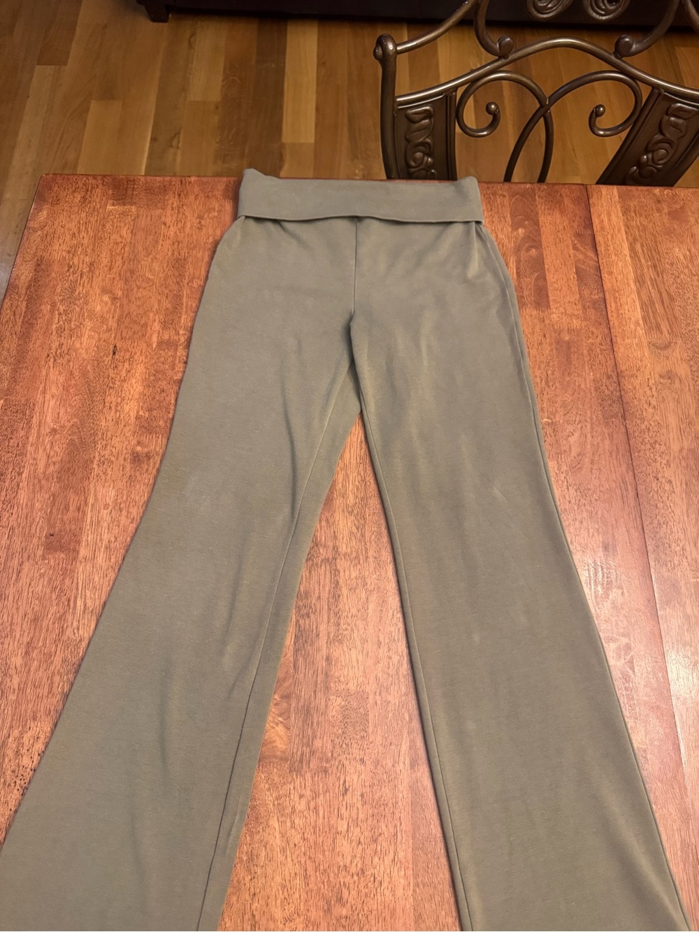 Skims outdoor fold over bootcut leggings in olive-ish/ light brown, size large